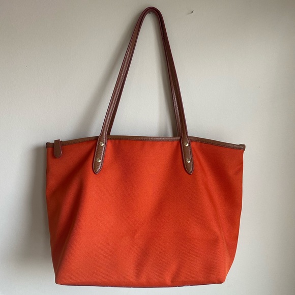 Coach tote - Picture 2 of 2